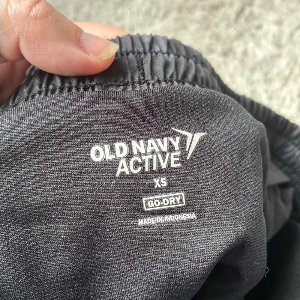 🎇🎆3for$9 Old Navy Active Black Shorts - Picture 5 of 5